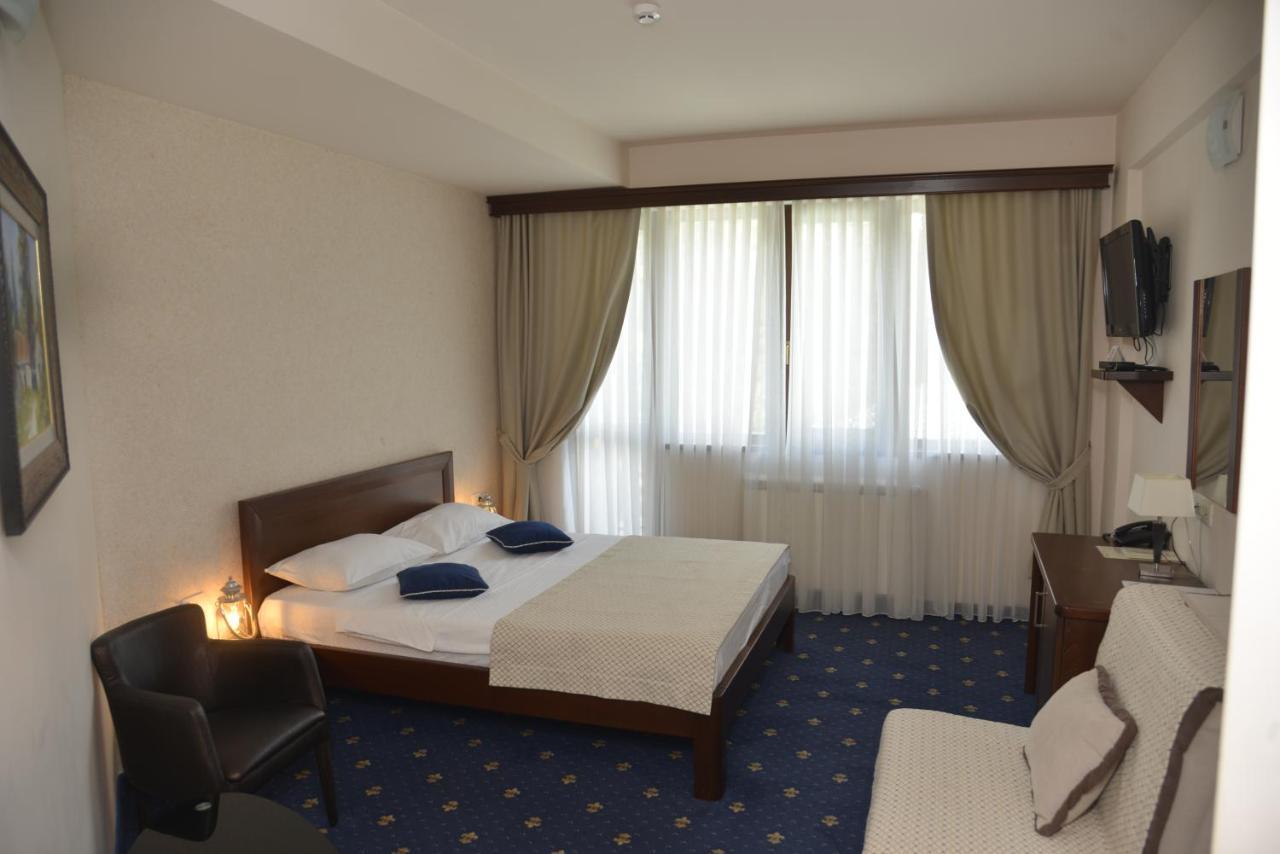 Hotel Trebjesa Nikšić Екстериор снимка